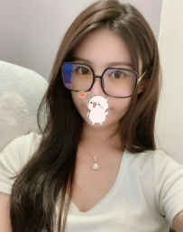 甜瓜  160cmC+奶21歲  娃娃臉 超可愛的 身材發育超好的